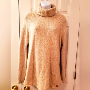 MICHAEL KORS COZY TURTLENECK SWEATER.